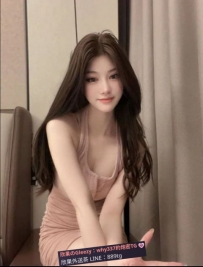 小云云 164cm  D+奶  46kg  23歲   淫蕩秘書臉蛋漂亮 吹功超讚哦     #會搖白嫩皮膚