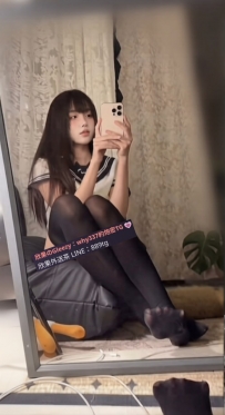 #乖巧粉嫩學生妹 白白 160cm ・45kg・ C奶 ・20歲 重點是女友滿點 想嚐遍各種類型的哥