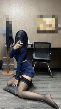 莎莉 164 47 C 26歲    沙粒是那種第一眼乾淨、越看越有女人味的類型，