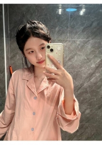 小雅 158cm B 45 21歲  甜心少女擊之中你的心 白幼瘦  甜美初戀女友 俏皮無辜 濃眉大