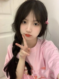 詩詩  156cm/43kg/Bcup/20歲 柔軟的身材 會夾又會吸水易高潮    粉色奶子手感綿綿