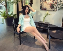 璇璇 166.50.F.33歲   氣質身材好 敏感易濕又騷 敢玩耐操 無可挑剔的身材 腰力驚人會