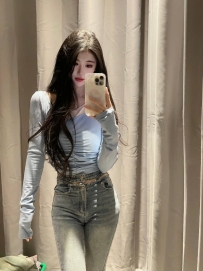 媚媚 168/46/24 /D    新人初做 後生網紅  腿比命長   氣質美人 身材天凸後翹  皮膚靚