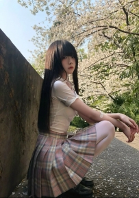 樂樂 158.C.41.21歲  清秀小女友，活潑愛笑，皮膚白白嫩嫩的