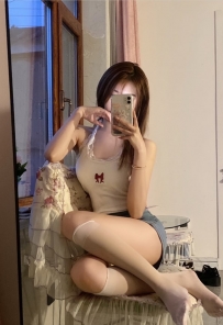 Gleezy：mb2588小媚 165.C.47 .25歲 美足學生，今天第一天下海#無性經驗#調教妹妹#內