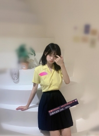 小刺 158cm.43kg.C+cup.18歲 顏值高幼齒甜美的長相+完美身材 奶頭超粉嫩 皮膚光滑 青