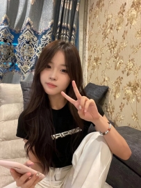 台中推薦￥6000  #甜美嫩妹【凡凡】158 42KG B 21歲甜美少女臉蛋精緻她會以熱情的吻