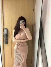 素素 162.48.E.25歲  爆乳嬌妻好性感！為了幫老公分擔家計偷偷下海，