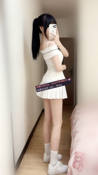 夢夢  159cm 45kg Bcup 20歲   #今日特價 #清純妹 #學院風 #可愛又會撒嬌 清純乖巧的