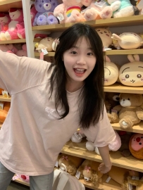 小豬豬 158.B.44kg.19歲     嬌小可愛很愛玩   粉嫩小甜心準 備萌爆你的