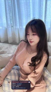 愛莎  165/50/E/27歲 大奶凹凸好身材 會配合各種姿勢 皮膚白皙 身材好 讓人浮想聯翩