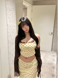 資料：璐璐 165.G.21歲.60kg 豐滿爆乳 口技一流尺度大