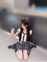 #JK制服學生妹  #清純甜美 羽棠 158cm・44kg・C奶・19歲 私下其實很騷 下面水多又敏感