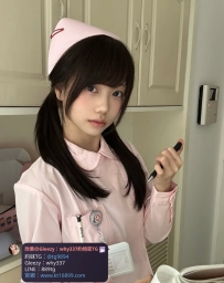 小白｜21歲｜156cm｜43kg｜B 小動物系護士感，眼睛圓圓超無辜 講話輕聲細語，靠近就讓