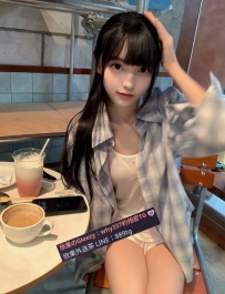 珮珊：156・B+・44・22歲  #護理師   今日第一次下海
