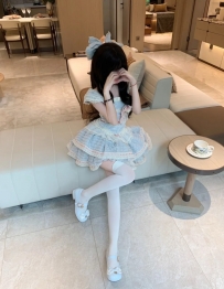 糖糖  156cm  Bcup 40kg  19歲  聲音甜美 大眼 膚白 敏感性感正妹 蜜穴小 粉嫩鮑魚