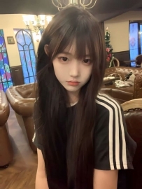 舒舒 161.D.20.45kg    年紀小 但是性欲很強  很喜歡做愛 身材嬌小  敏感型  小妹妹緊