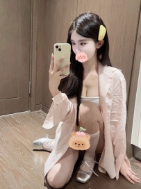 安娜 167cm/Ecup/48kg/24歲  #性感模特系 高挑身段和傲人乳峰讓人驚豔