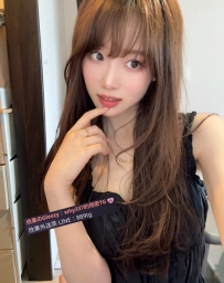熊熊 163cm.48kg.C奶.22歲 可愛的女孩不少，有奶又可愛的女孩卻很稀少，超甜外表跟可