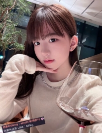 咩咩 159cm 44kg C杯   鄰家日系學生妹 小小隻超好抱 白嫩肌膚滑順好摸 反差萌的極致