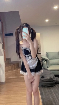 月緣  157-C奶-44-19歲    #乖巧蘿莉小隻馬 可愛清純正妹  #極少做愛的她下面還很緊實