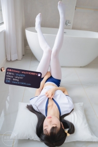 糖糖｜22歲｜152｜43｜C  小隻馬軟萌系 坐你旁邊會偷偷靠過來 笑起來讓人整個想寵壞