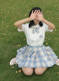 君君 160cm/Ccup/46kg/22歲  #主動 #熱情 完美配合愛愛   姿勢大膽  敏感 水多  易高